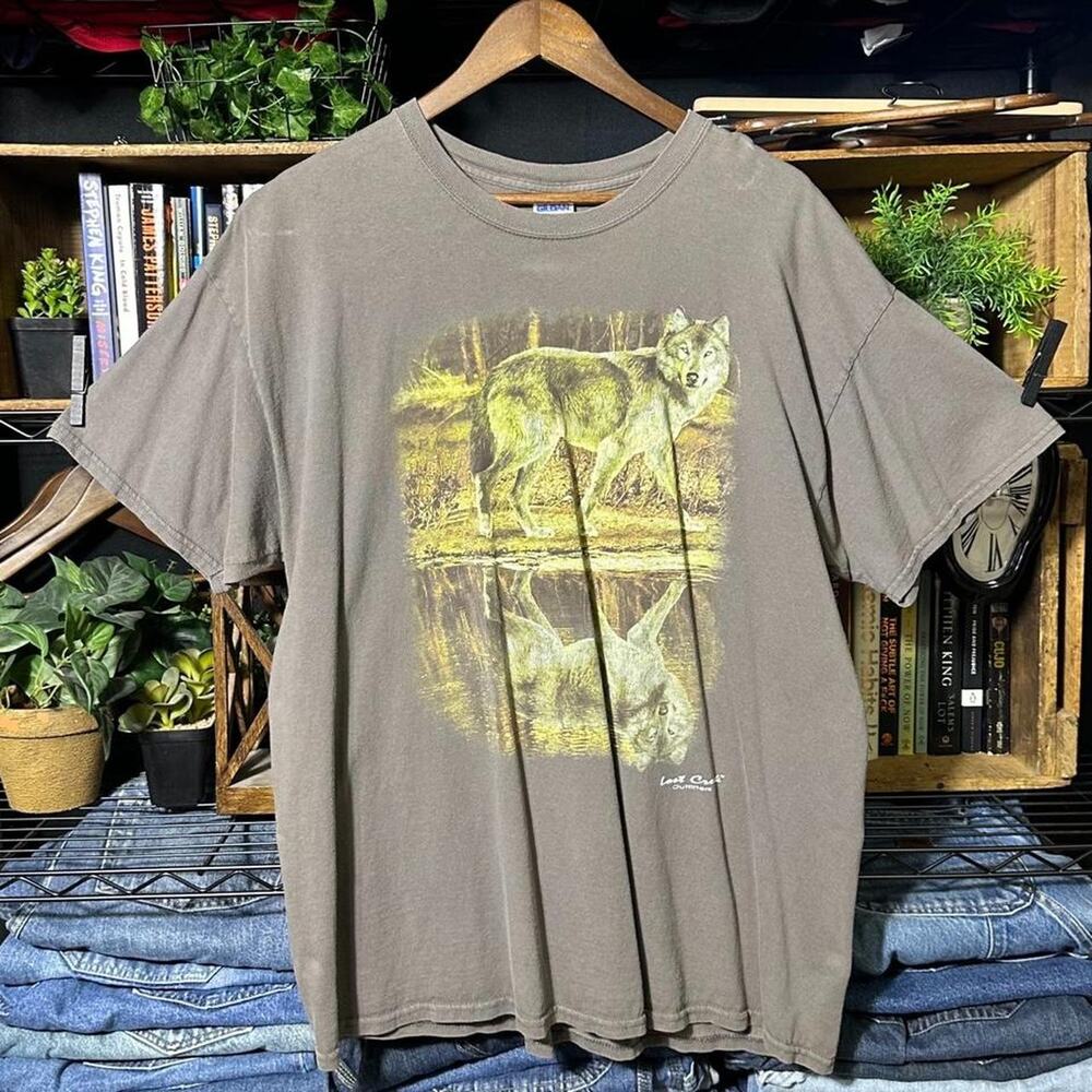 Vintage Y2K Wolf Animal Print Tee Mens XL Gray Tan Nature Print Outdoors Shirt